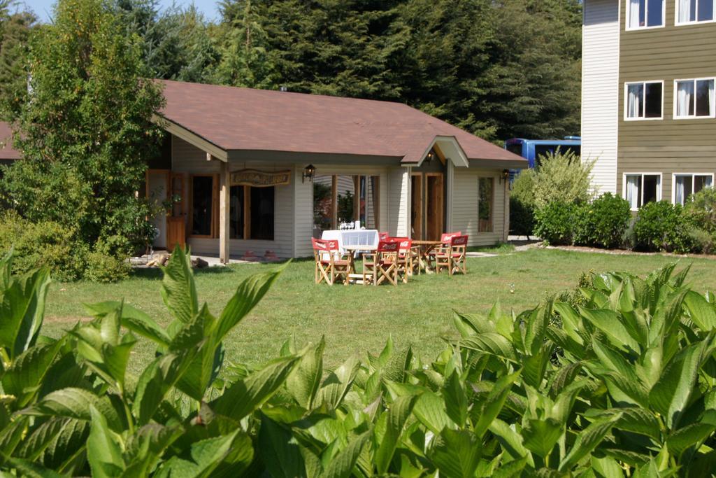 Hotel Borde Lago Пуерто Варас Екстериор снимка